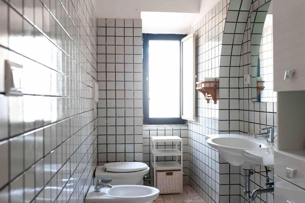 אלגהרו Leopardi Apartment 7 מראה חיצוני תמונה